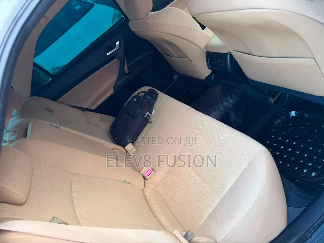 Toyota Mark X 2014 White