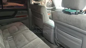 Toyota Land Cruiser 2005 Black
