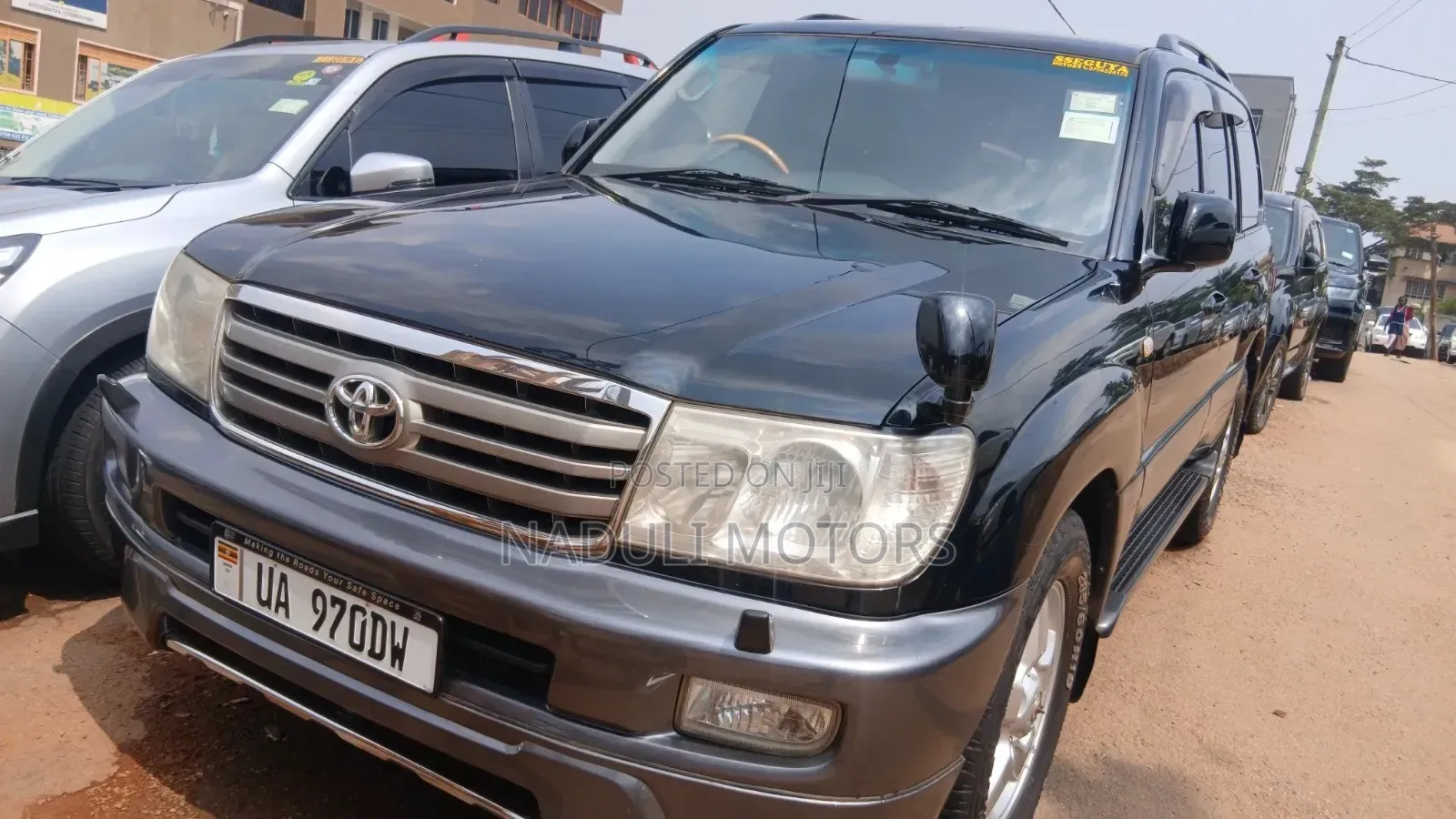 Toyota Land Cruiser 2005 Black