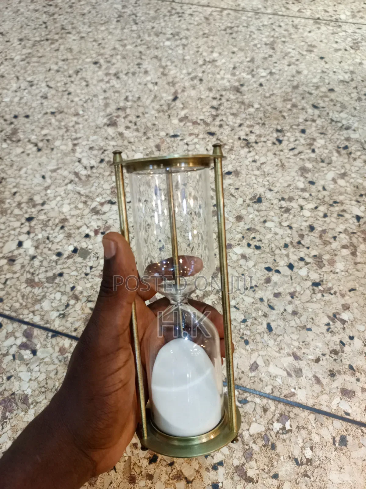 Vintage-Style Brass and Glass Hourglass Sand Timer