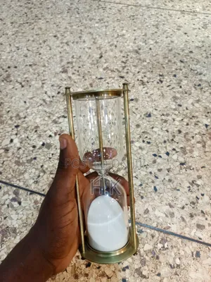 Vintage-Style Brass and Glass Hourglass Sand Timer