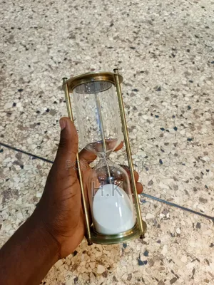 Vintage-Style Brass and Glass Hourglass Sand Timer
