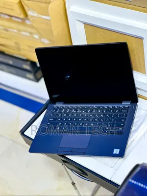 New Laptop Dell Latitude 5300 2-in-1 8GB Intel Core i5 SSD 256GB