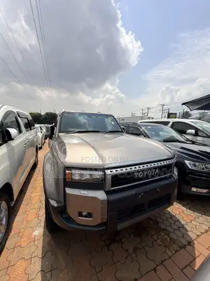 New Toyota Land Cruiser Prado 2.7 2024 Beige