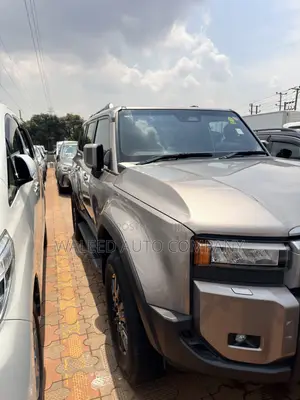 New Toyota Land Cruiser Prado 2.7 2024 Beige