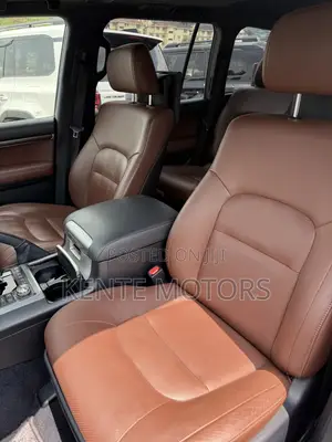 Toyota Land Cruiser Prado 4.0 Petrol GX-L 2018 White