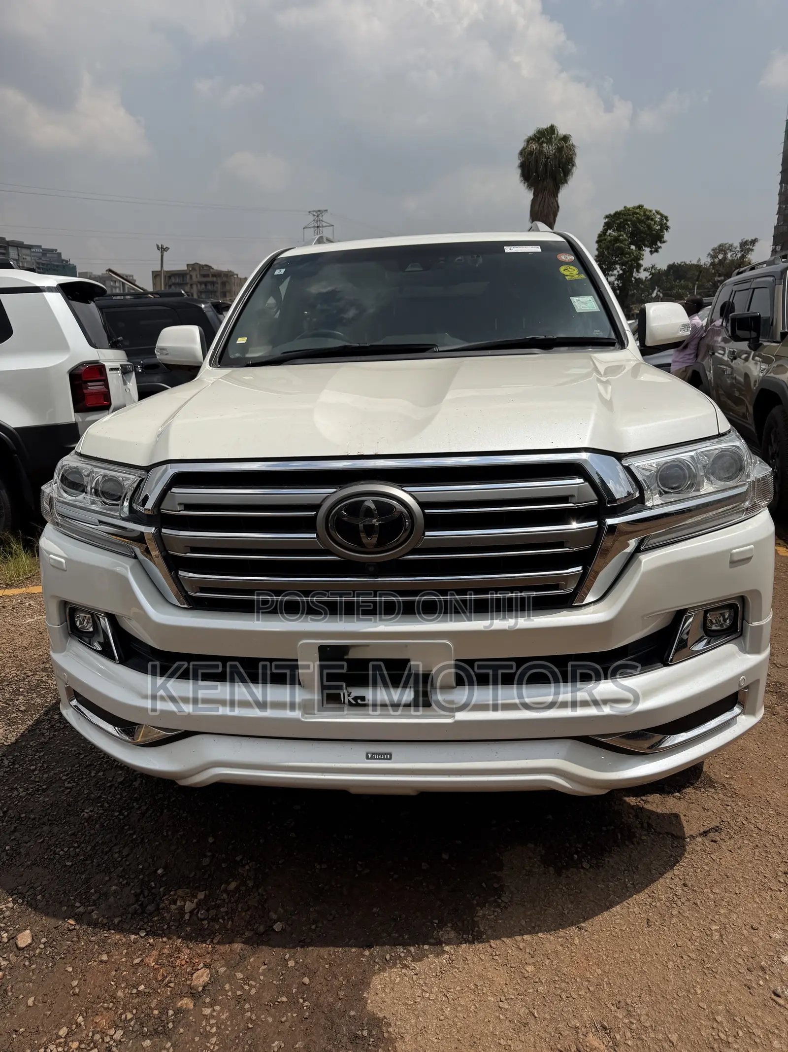 Toyota Land Cruiser Prado 4.0 Petrol GX-L 2018 White
