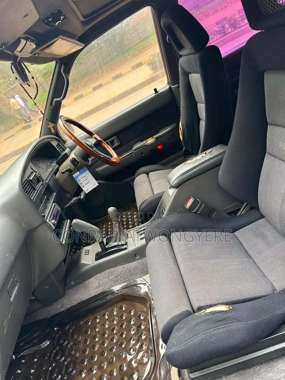 Toyota Hilux 1989 Burgundy