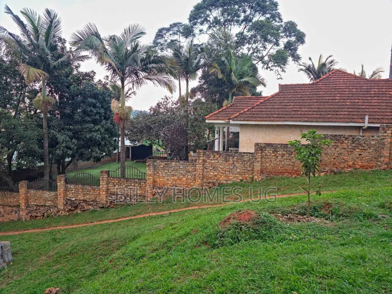 Mini Flat in Nakawa for sale