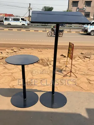 Single Stand Set. (Black)
