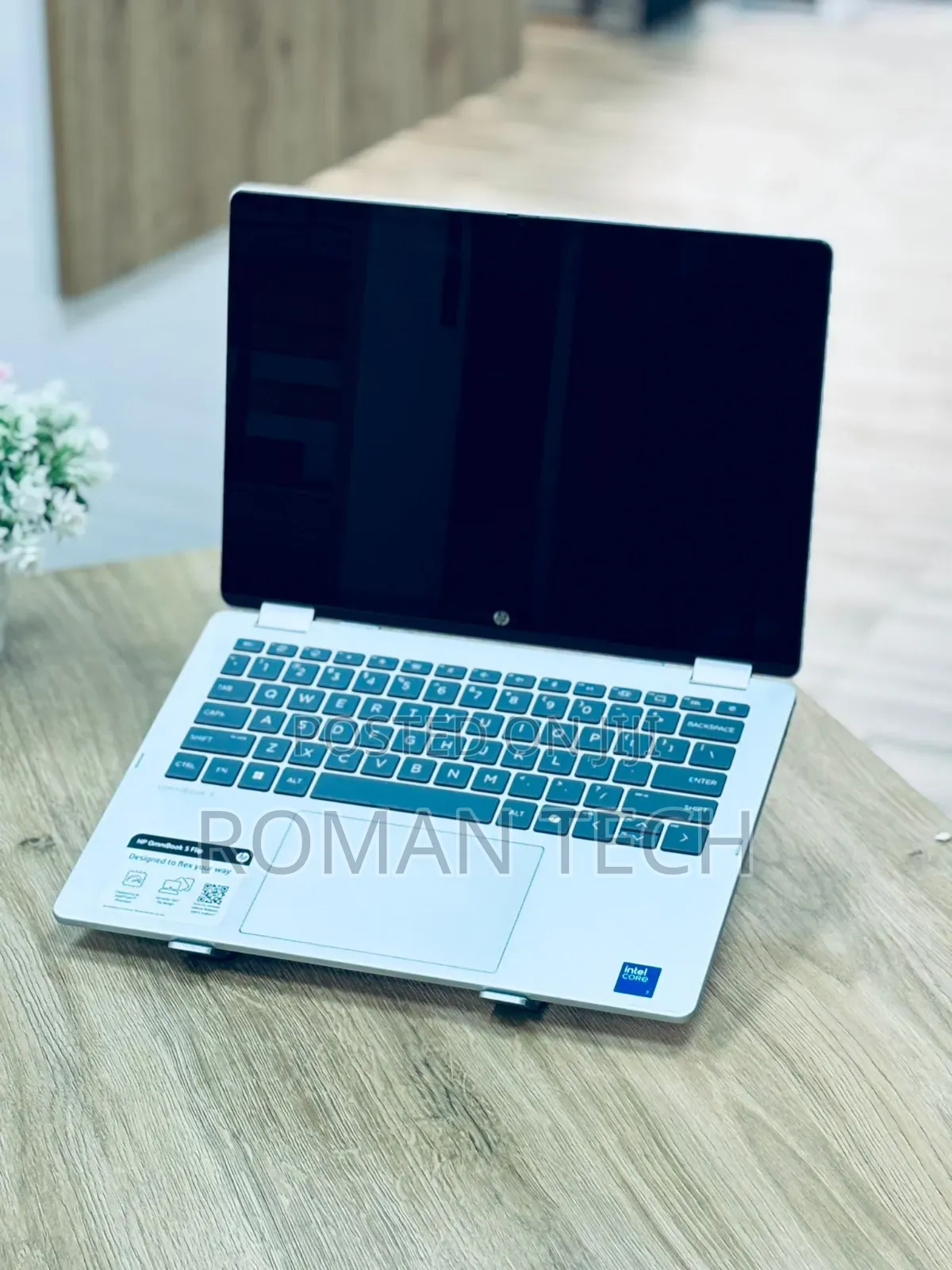 New Laptop HP OmniBook X Flip 14" 16GB Intel Core Ultra 7 SSD 512GB
