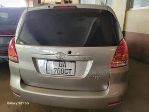 Toyota Corolla Spacio 2004 Silver