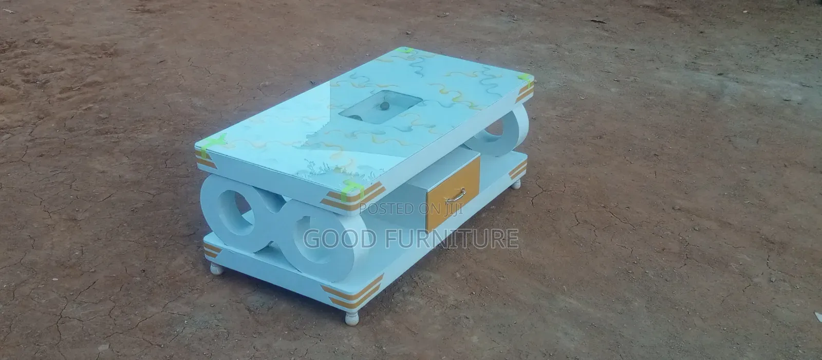 Cool Designs Center Table