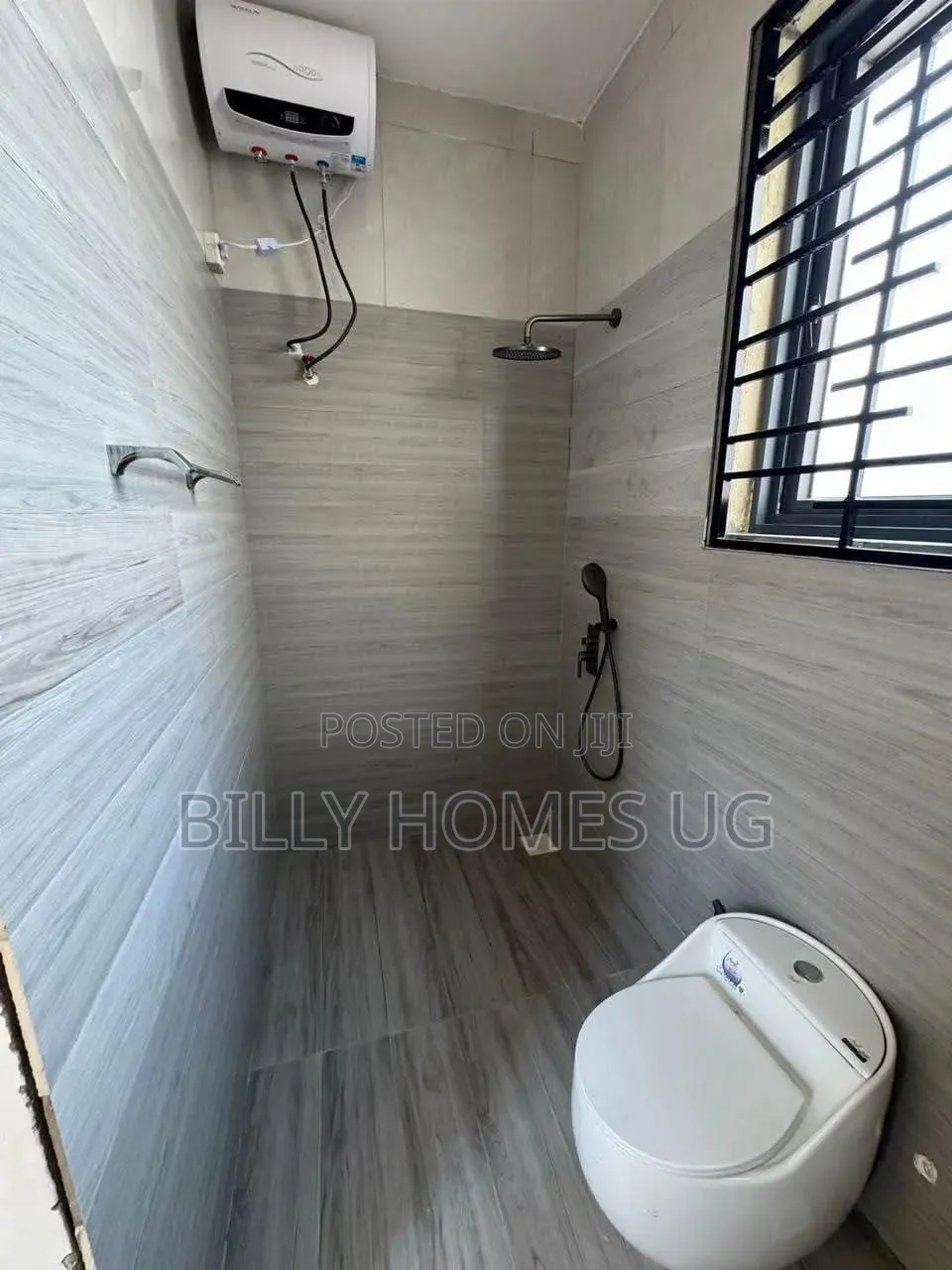 4bdrm Villa in Makindye for sale