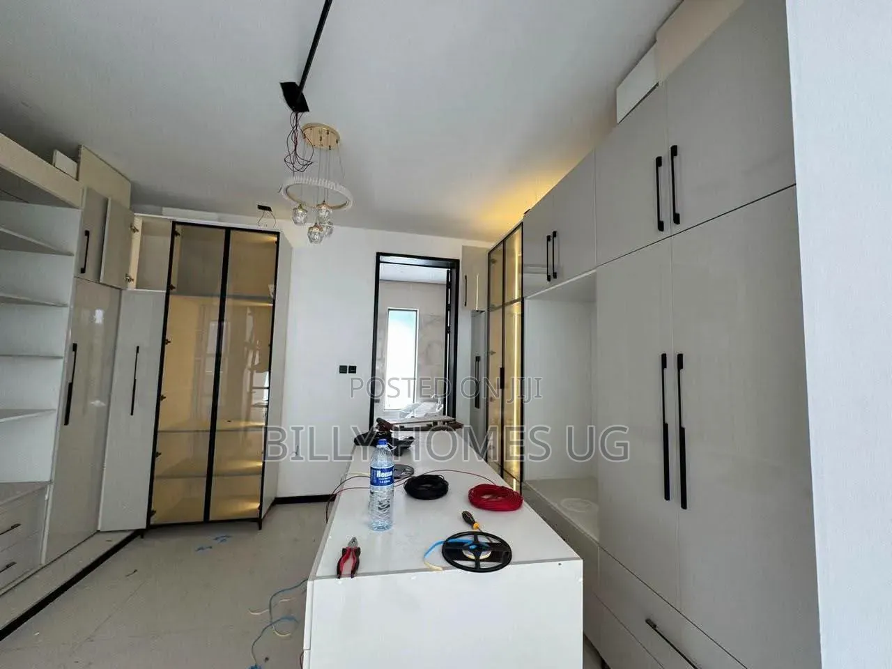 4bdrm Villa in Makindye for sale