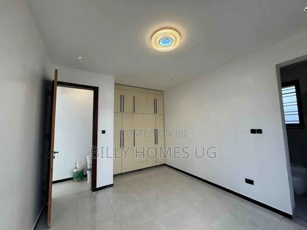 4bdrm Villa in Makindye for sale
