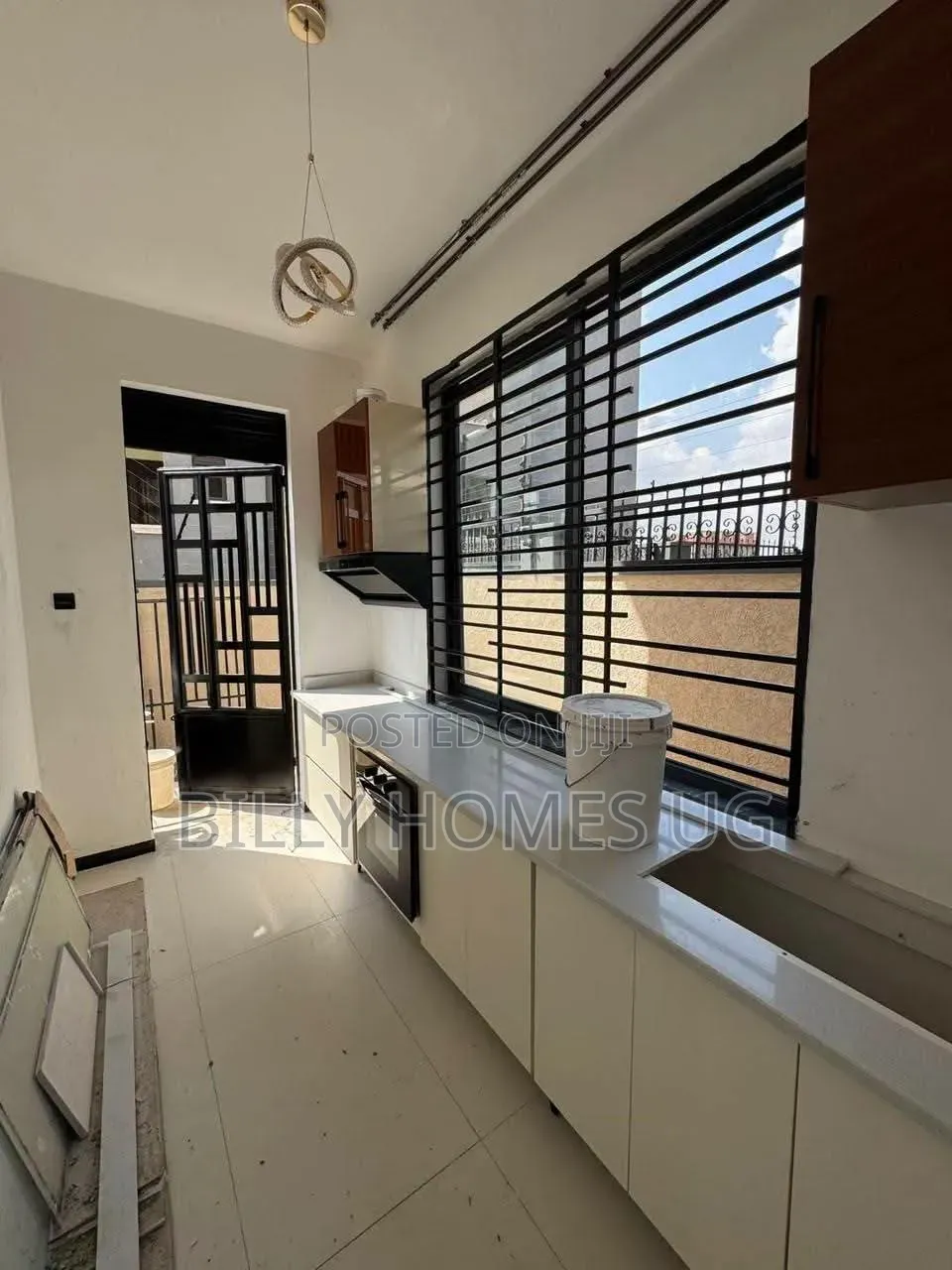 4bdrm Villa in Makindye for sale