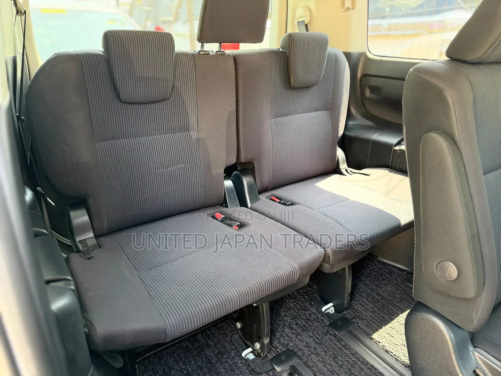 Toyota Noah 2017 White