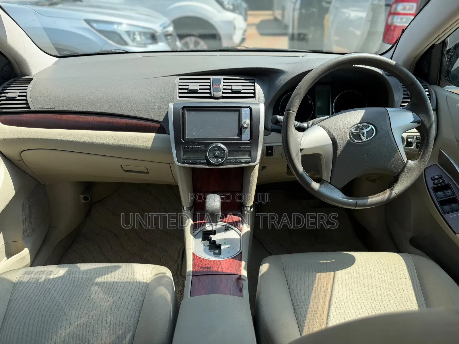 Toyota Premio 1.8 AWD 2011 White