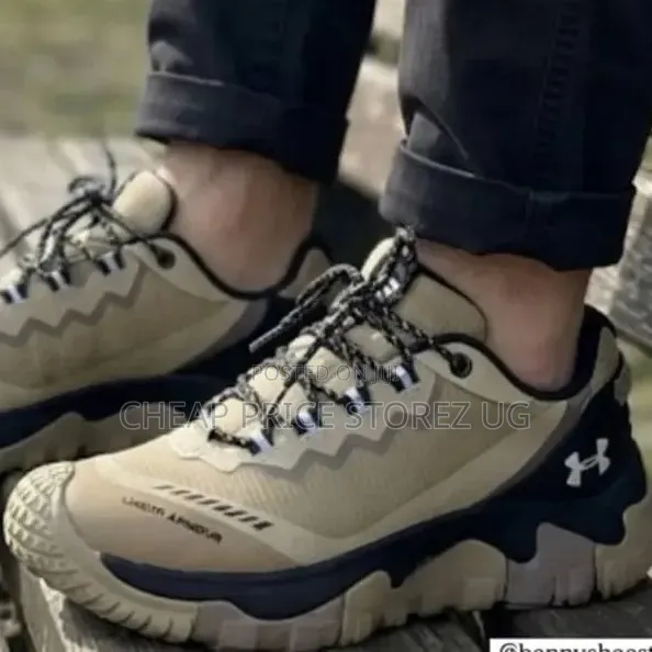 Man's Shoes Under Armour Brown Camo