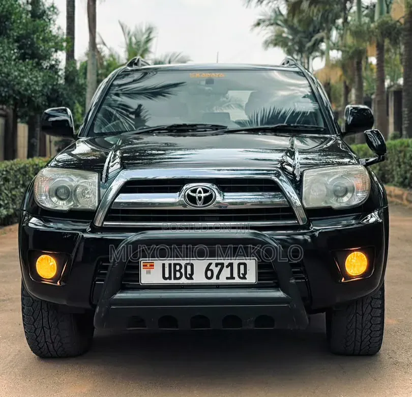 Toyota Hilux Surf 2009 Black