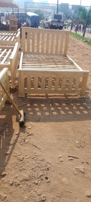4 by 6 Heavy Wooden Bed