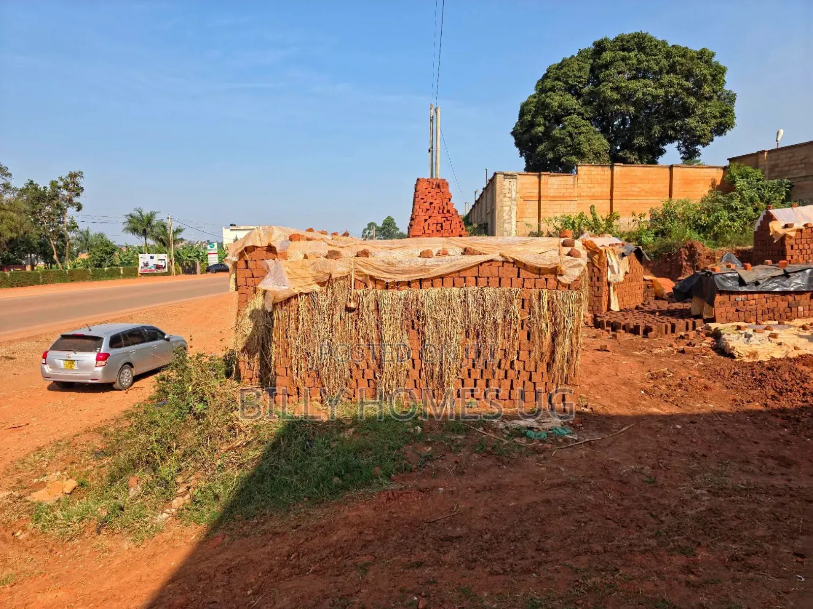 Prime Commercial Plot for Sale in Kira-Kasangati Road