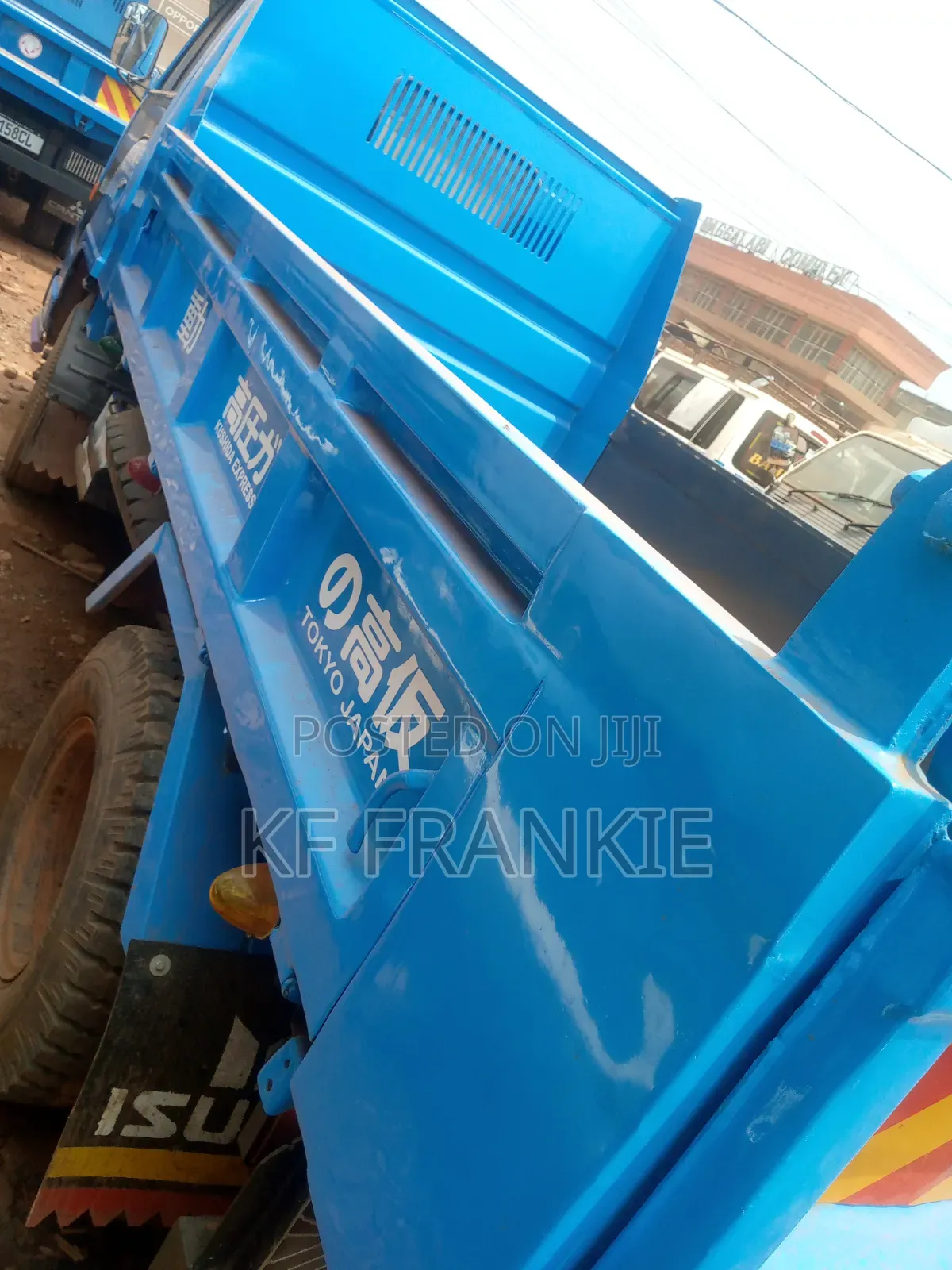 Isuzu Elf Tipper