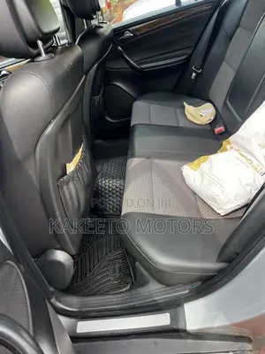 Mercedes-Benz C200 2004 Silver