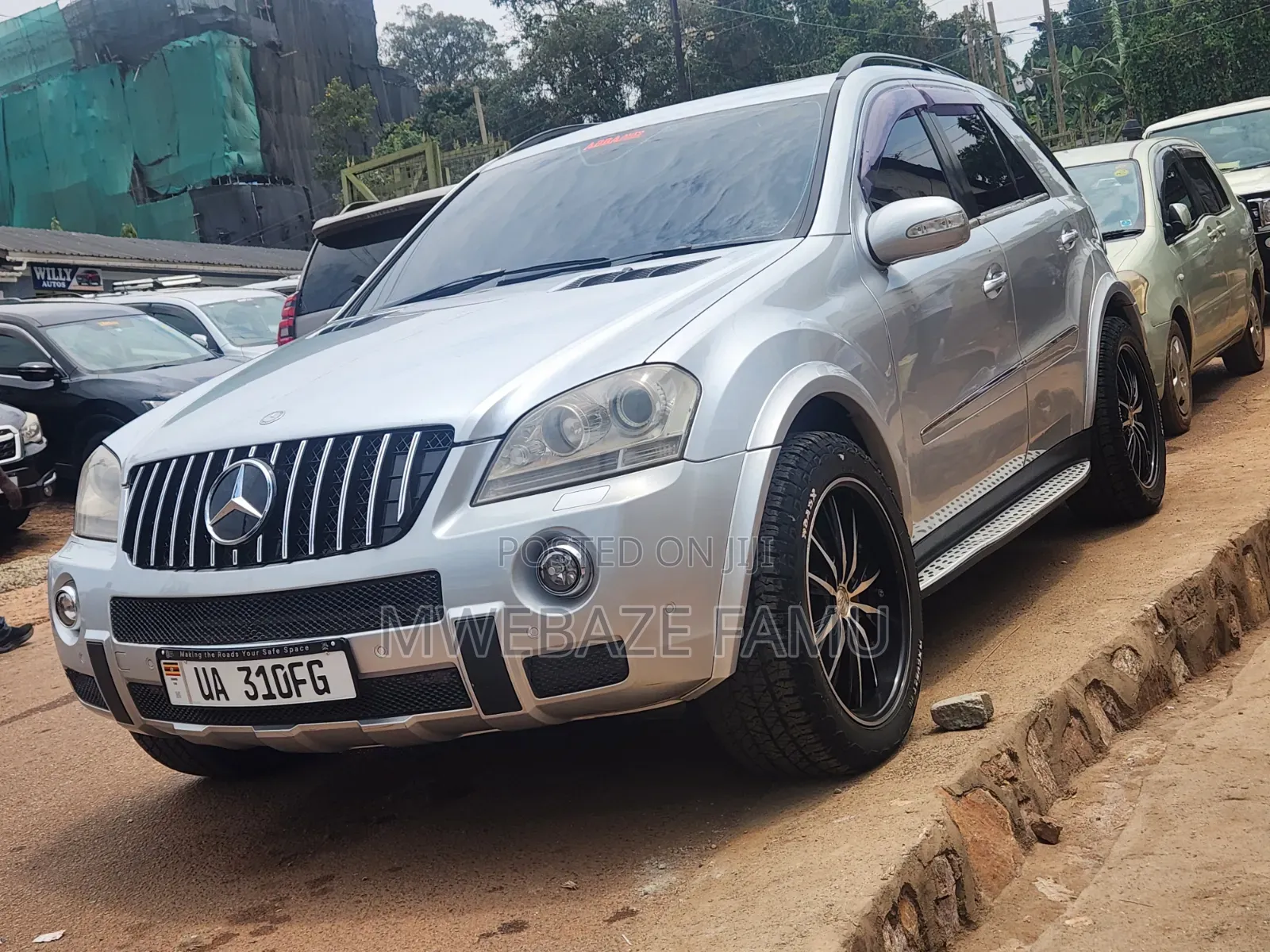 Mercedes-Benz M Class 2010 Silver