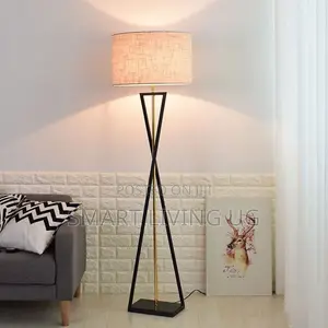 Simple Steel Floor Lamp for Bedroom and Sitting Lighting