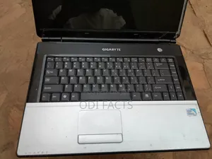 Laptop Gigabyte AERO 15 Classic 4GB Intel Core 2 Duo HDD 320GB