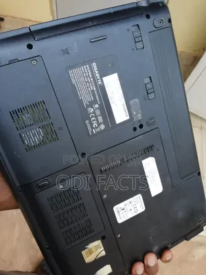 Laptop Gigabyte AERO 15 Classic 4GB Intel Core 2 Duo HDD 320GB
