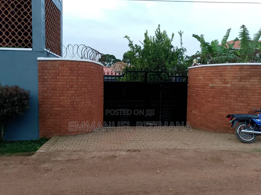 Furnished 2bdrm Apartment in Kirinya, Central Division for sale