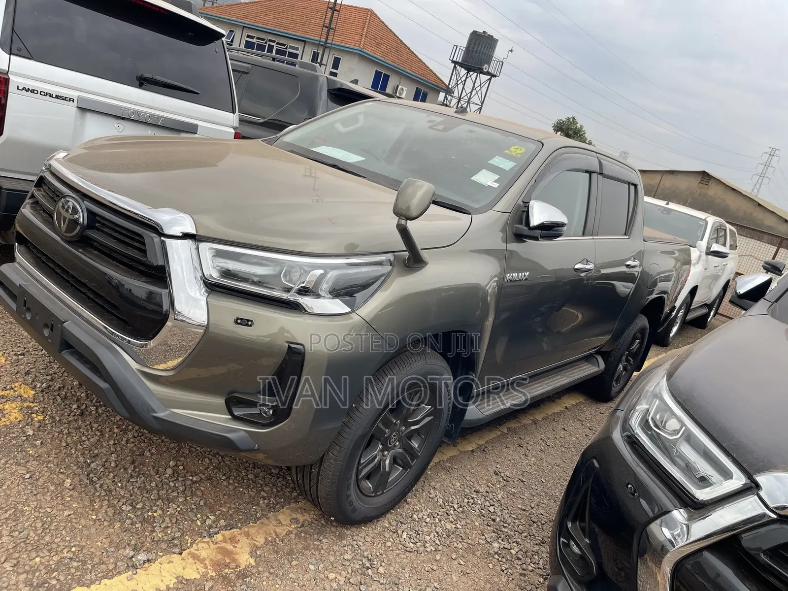 Toyota Hilux 2021 Green