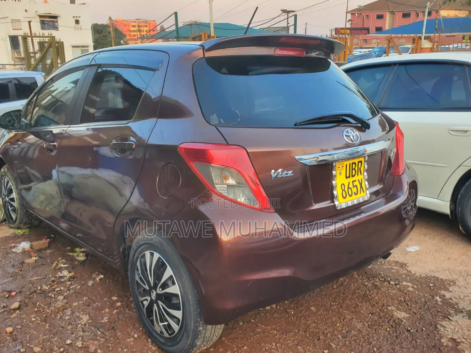 Toyota Vitz 2011 Maroon