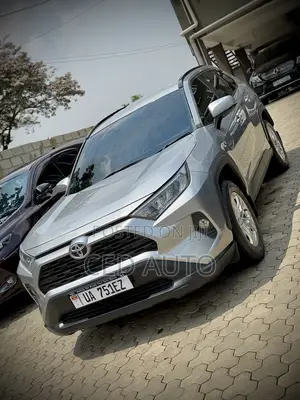 Toyota RAV4 2020 Silver