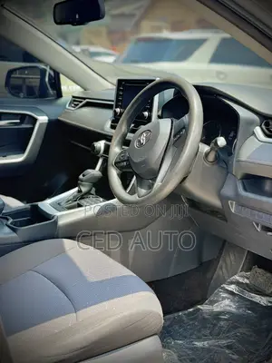 Toyota RAV4 2020 Silver