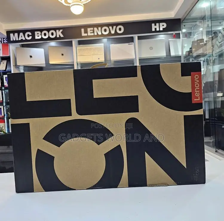 New Laptop Lenovo Legion 5 32GB Intel Core Ultra 9 SSD 1T