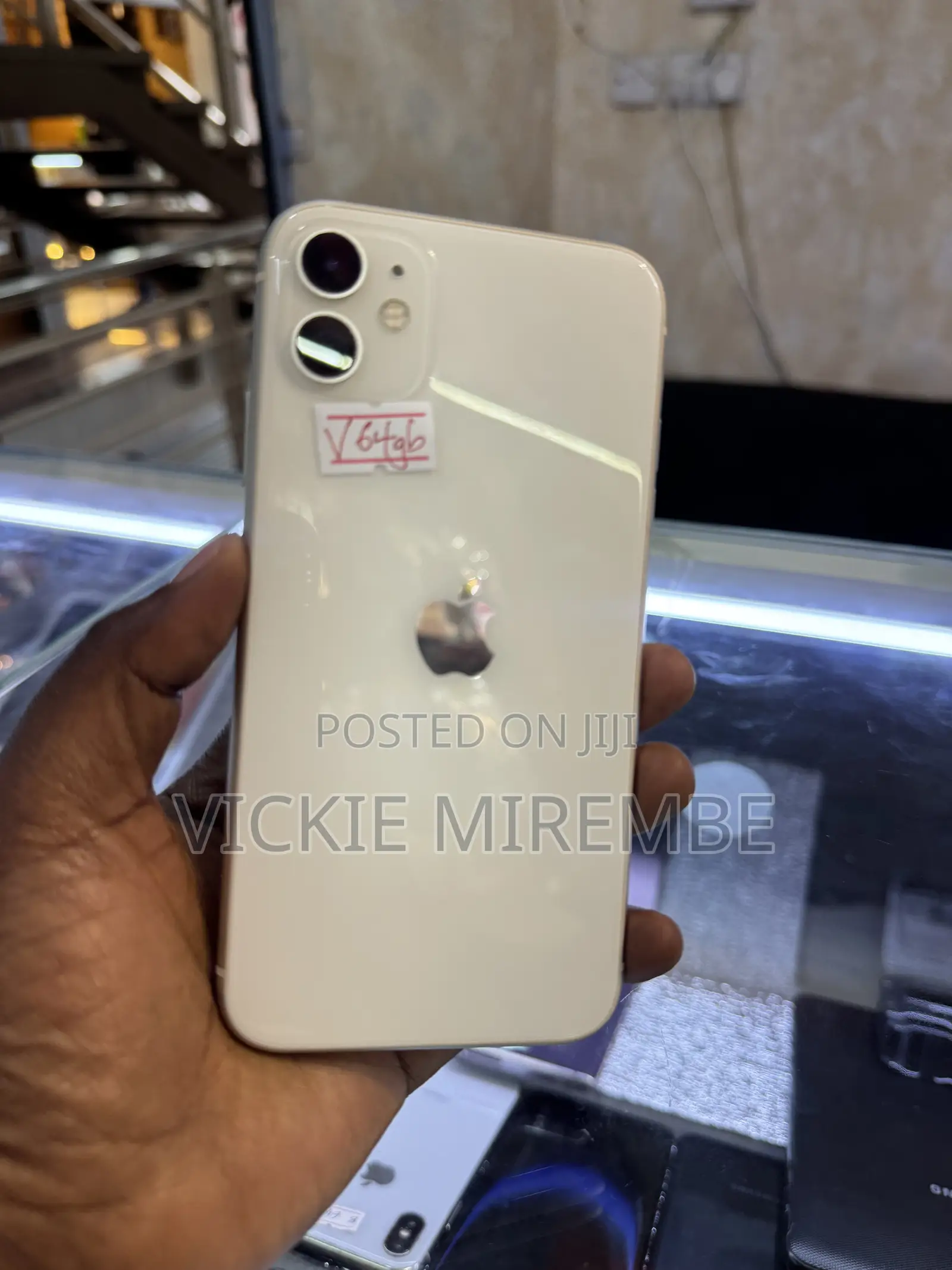 Apple iPhone 11 64 GB White