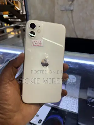 Apple iPhone 11 64 GB White