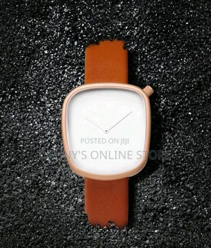 Pebble Minimalist No-Scale PU Leather Quartz Women's Watch.