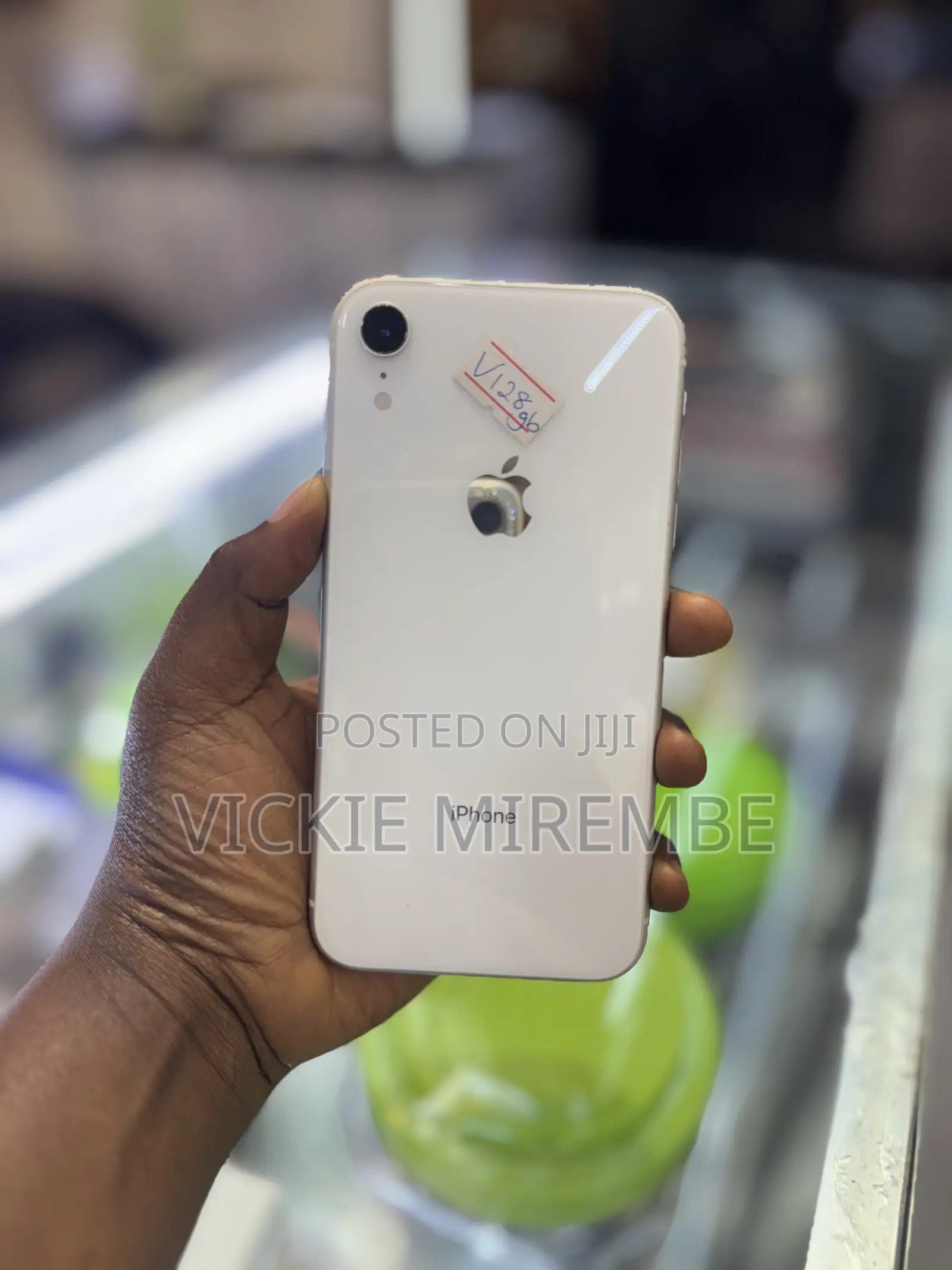 Apple iPhone XR 128 GB White
