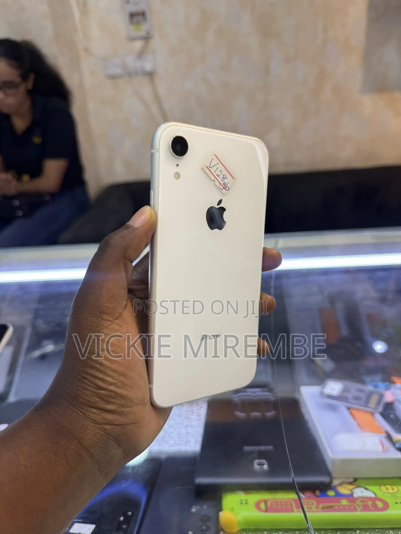 Apple iPhone XR 128 GB White