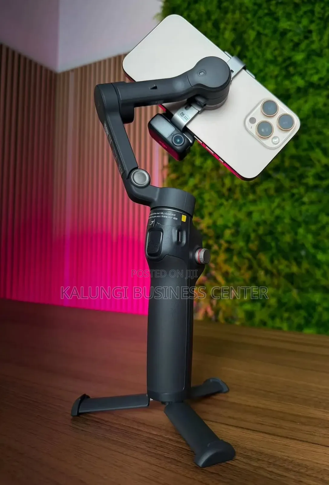 DJI Osmo Mobile 8 Smartphone Stabilizer