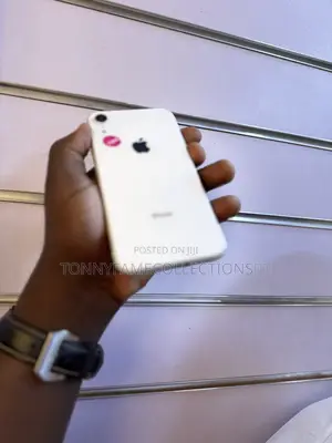 Apple iPhone XR 128 GB White