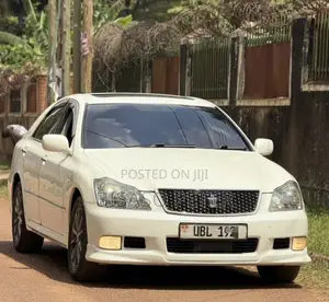 Toyota Crown 2009 White
