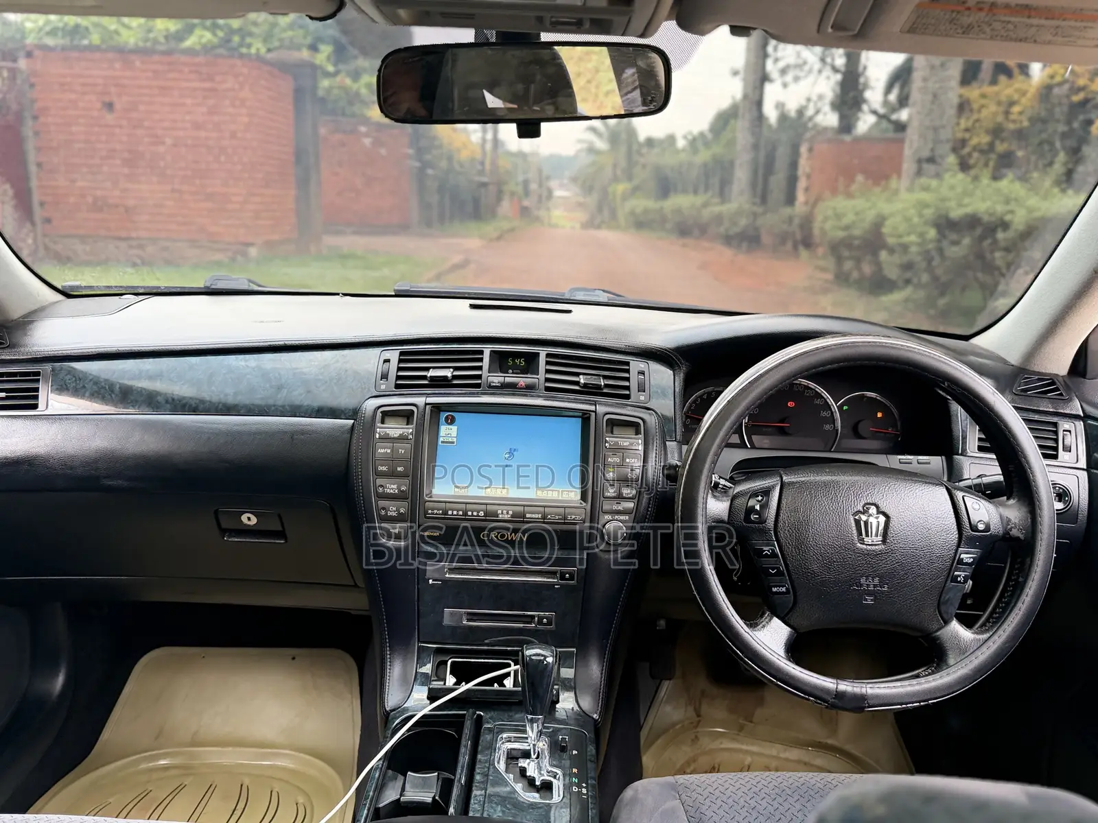 Toyota Crown 2009 White