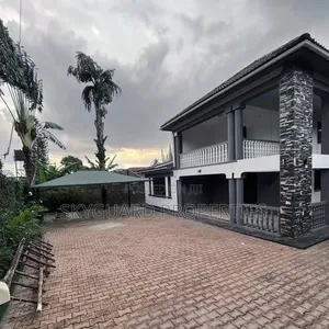 5bdrm House in Buziga, Central Division for rent