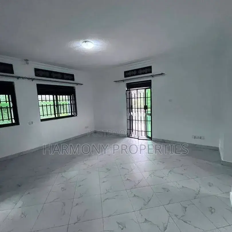 5bdrm House in Buziga, Central Division for rent